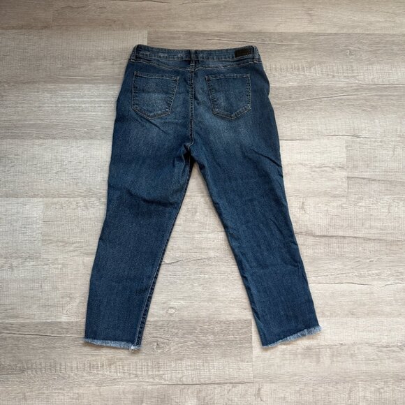 Women's Natural Reflections Jeans - Picture 2 of 3